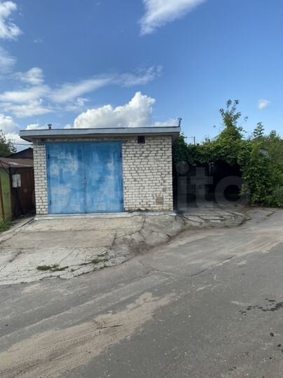 Гараж, > 30 м²