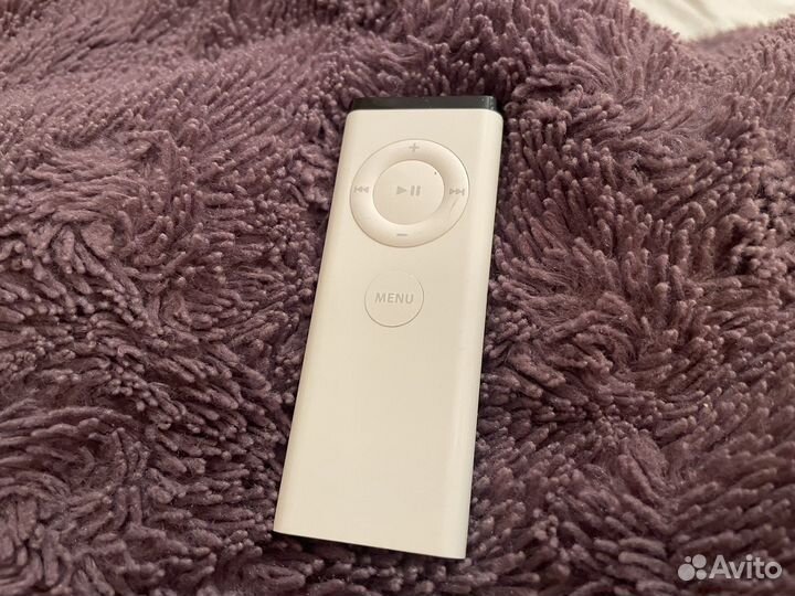 Пульт Apple Remote