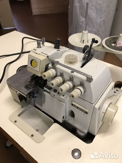 Оверлок 4 х ниточный промышленный global