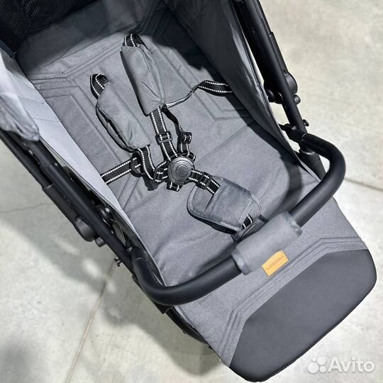 Прогулочная коляска Luxmom H2 новая