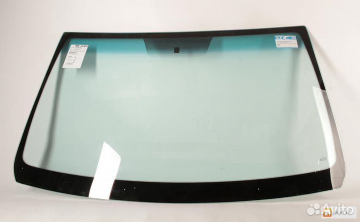 Лобовое стекло Рено Логан