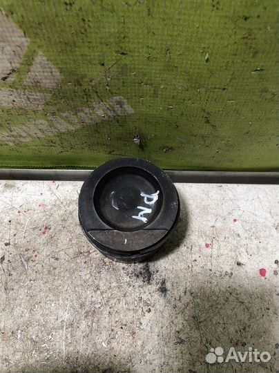 Поршень Ауди 80 90 Б3