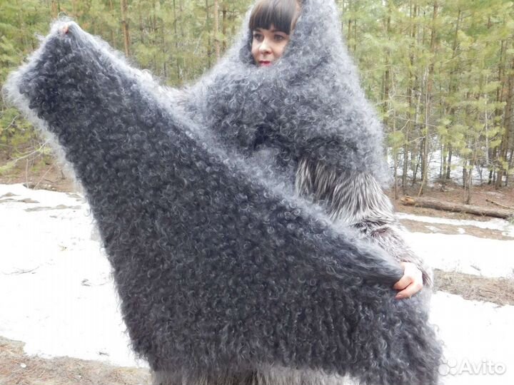 Пуховый платок - косынка