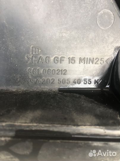 Электро вентилятор охлаждений Mercedes w202 c202