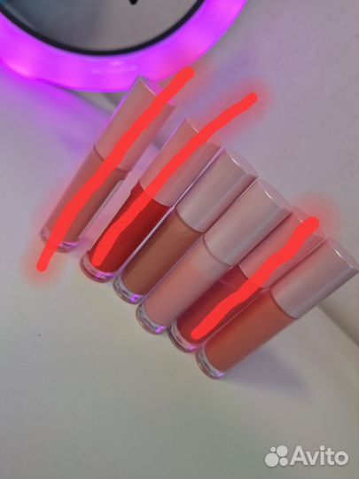 Помада блеск для губ