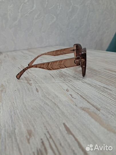 Солнцезащитные очки женские