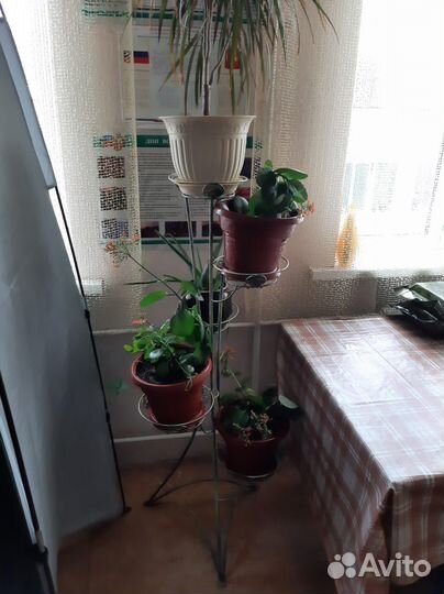 Подставка для цветов