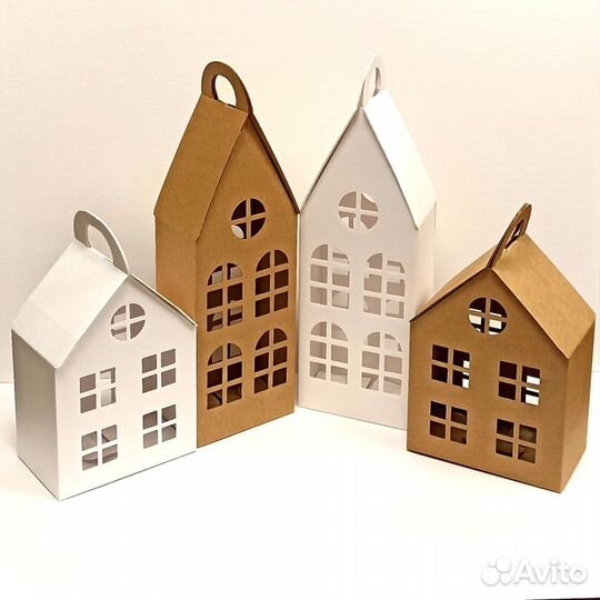 Коробка подарочная домик из плотного картона