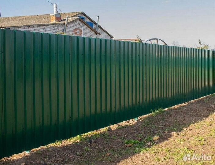 Профлист для заборов и фасадов дома