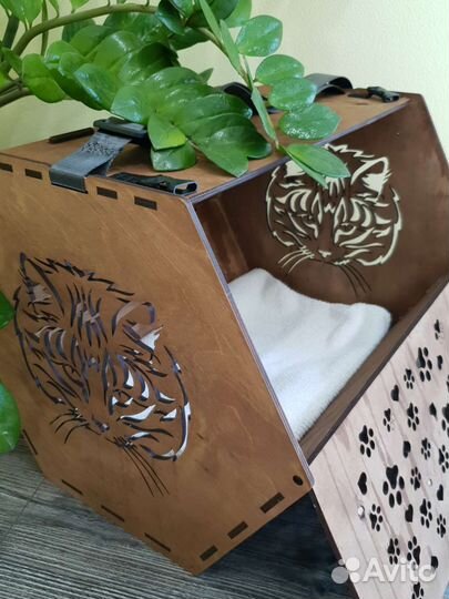 Домик-переноска для кошек 