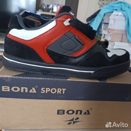 Кроссовки бона39-42 р