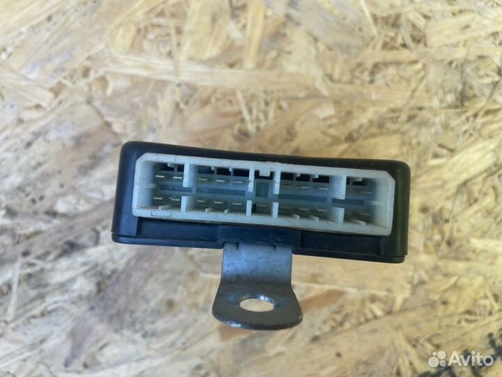 Блок управления центральным замком Kia Sportage 1