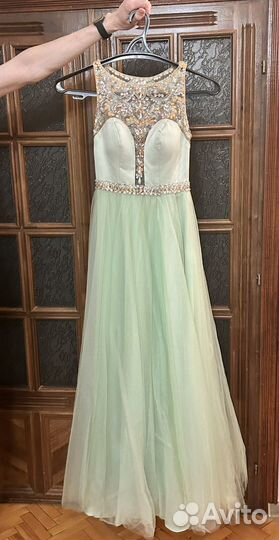 Платье Madison James