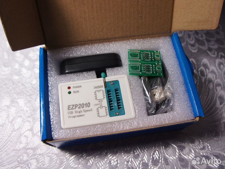 Программатор EZP2010 или зажим soic8 SOP8 или оба