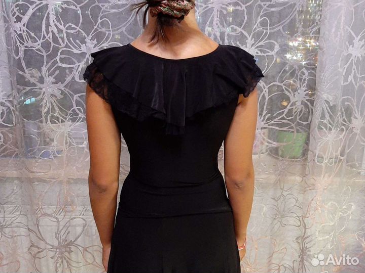 Танцевальный костюм (латина, бальные танцы)