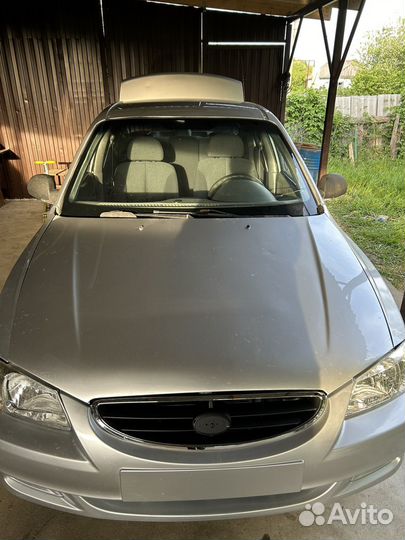 Hyundai Accent 1.5 МТ, 2005, битый, 240 000 км