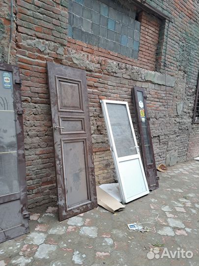 Новые двери