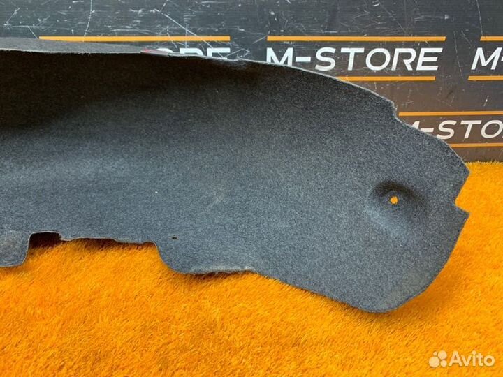 Подкрылок задний правый Mercedes-Benz C-Class W203