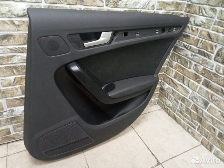Обшивка боковой двери задняя правая Audi A4 8K