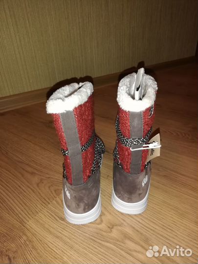 Сапоги женские