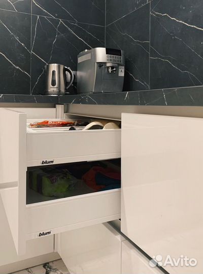 Кухонный гарнитур угловой