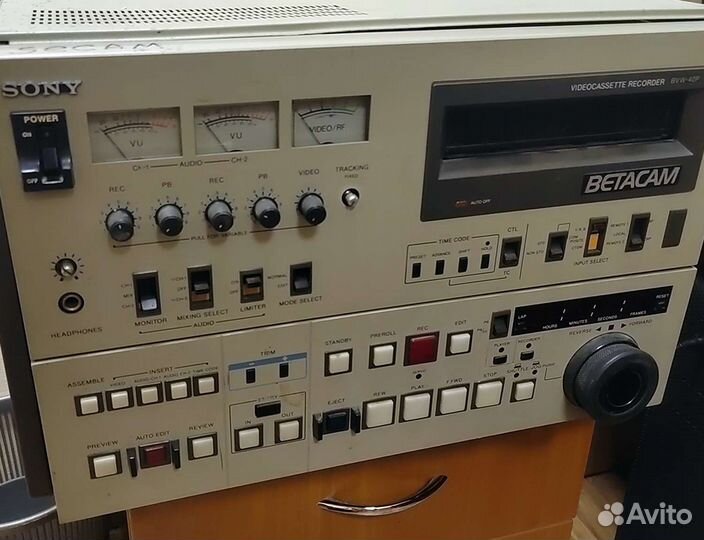 Профессиональный видеоплеер betacam BVW-40P