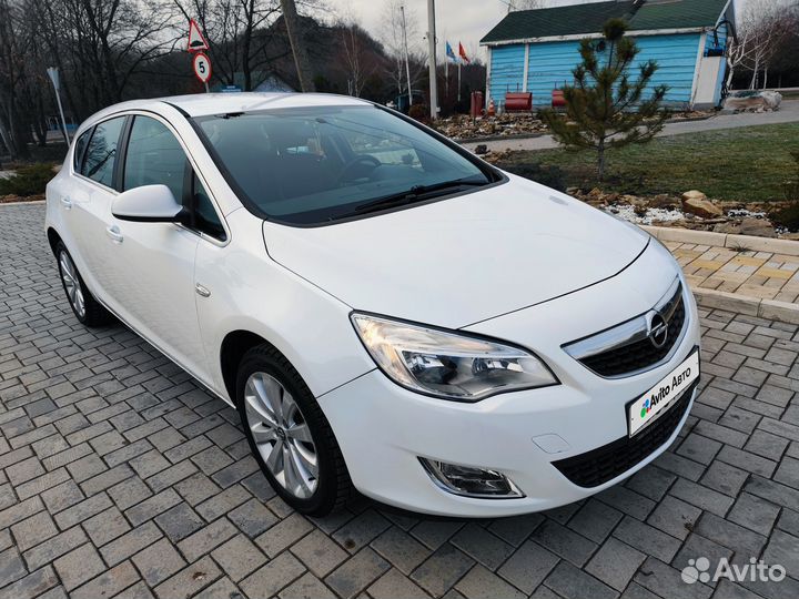 Opel Astra 1.6 AT, 2012, 193 000 км