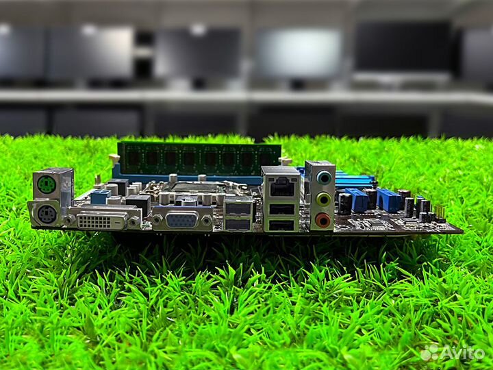 Комплект Core i3 2100 / H61 / 8Gb DDR3