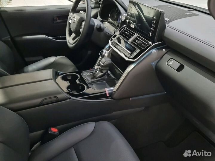 Toyota Land Cruiser 4.0 AT, 2022, 13 942 км