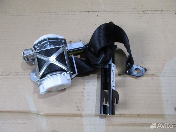Ремень безопасности задний левый w212 E-class 6