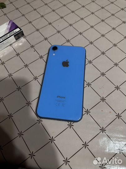 Телефон iPhone 10