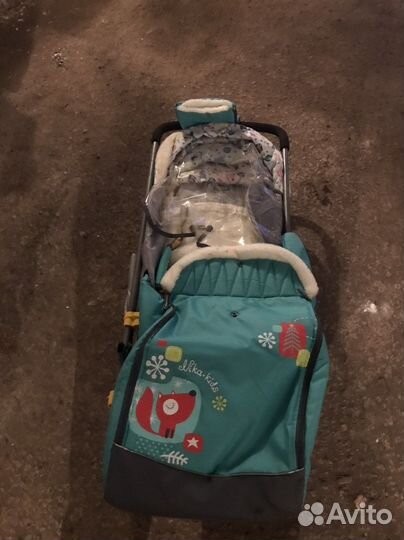 Детские санки на колесах