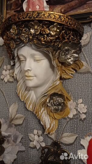 Декор настенный Девушка