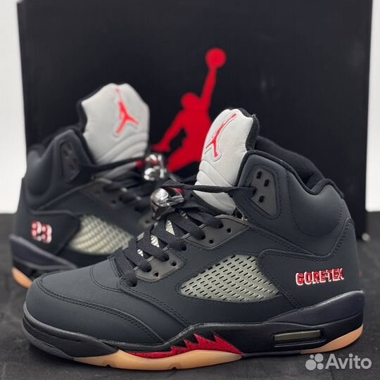 Nike Air Jordan 5 Retro Off Noir Gore-Tex