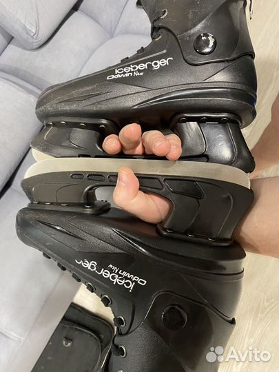 Коньки хоккейные