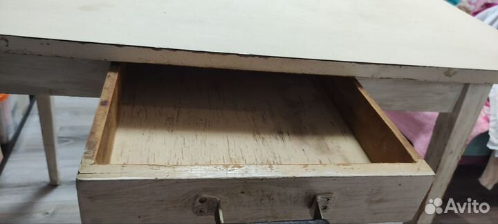 Кухонный стол 90*60
