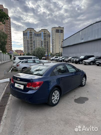 Chevrolet Cruze 1.6 AT, 2011, 220 000 км