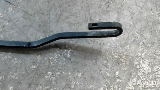 Щеткодержатель лобового стекла skoda octavia A4 (7