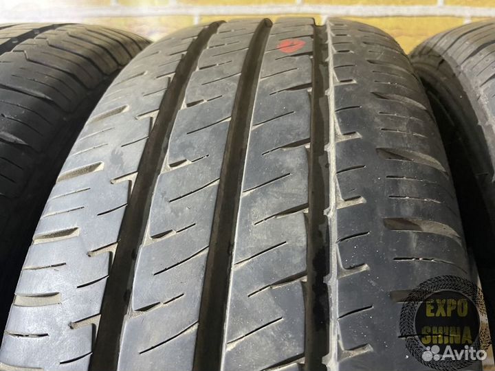 Hankook Vantra LT RA18 235/65 R16C 113R