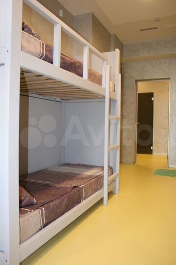 Комната 18 м² в 4-к., 1/16 эт.