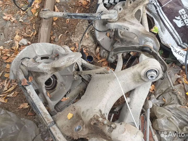 Поворотный кулак bmw x5 e70