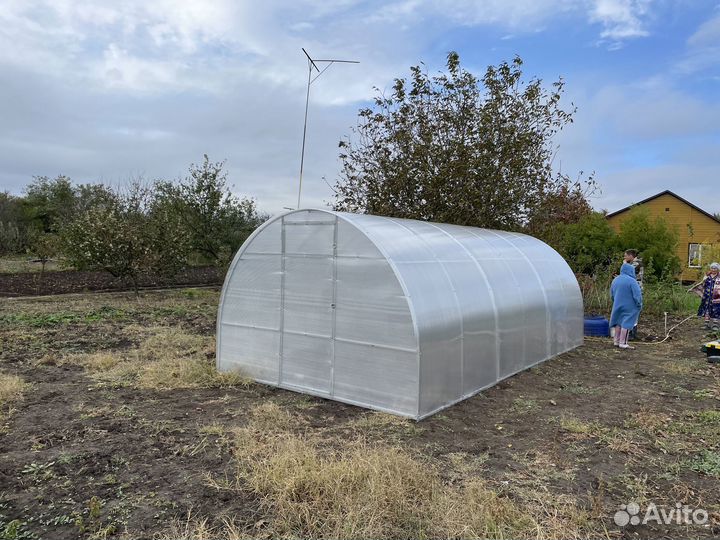 Теплица из поликорбаната 3*4 3*6 3*8
