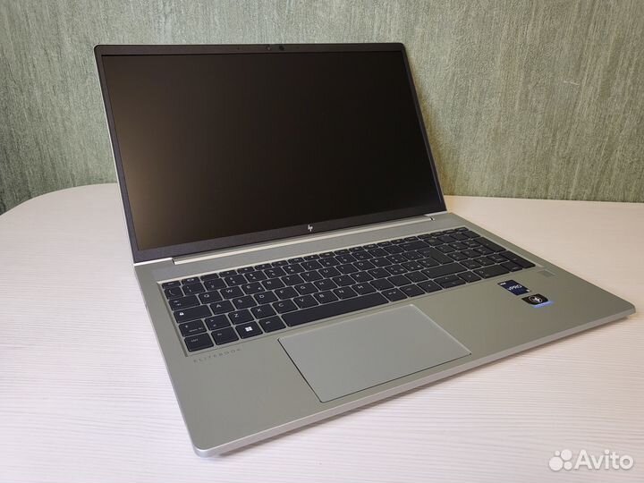 Ноутбук HP EliteBook 650