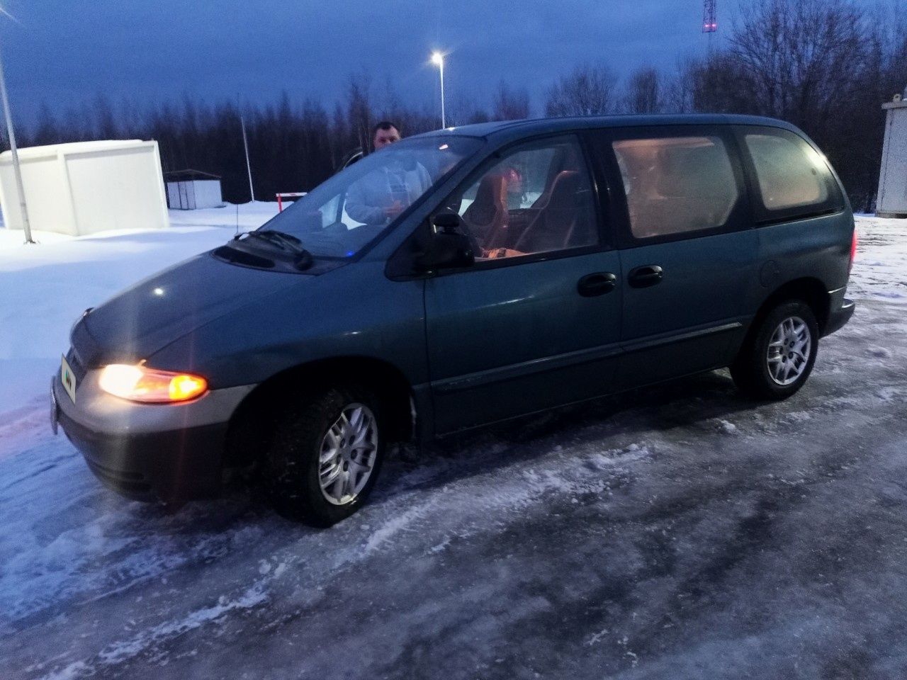 Chrysler Voyager: фото владельца