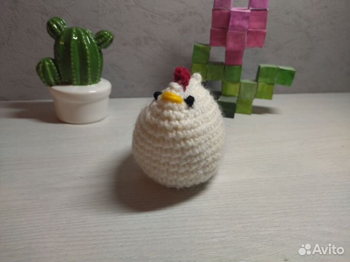 Вязаная игрушка курочка