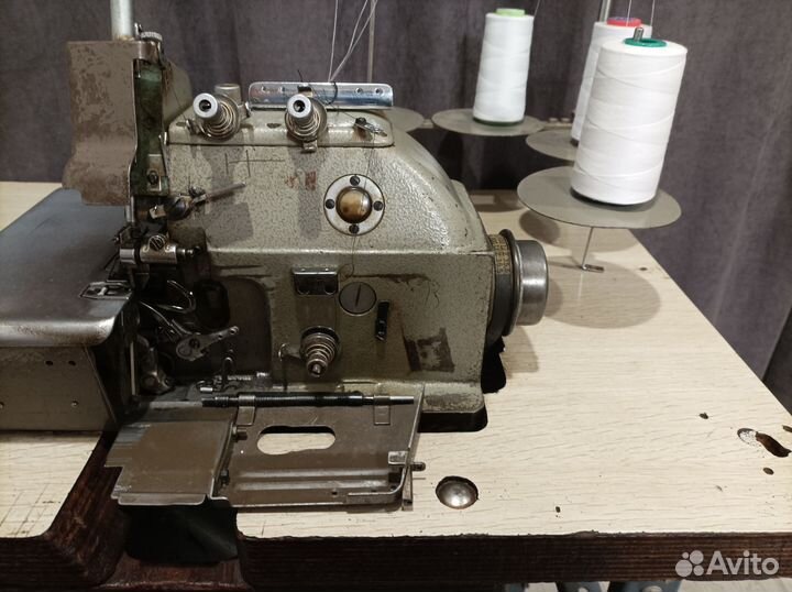 Оверлок промышленный бу