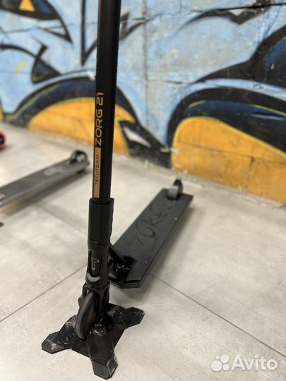 Троковой самокат Tech Team Zorg 21