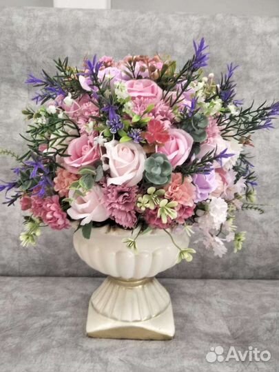 Букет цветов из мыла, мыльной пенки и декора