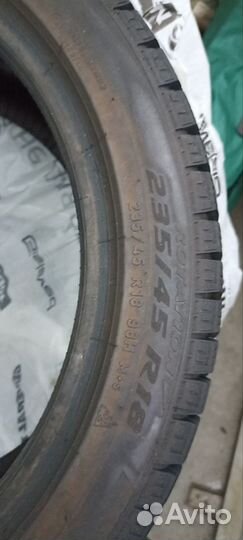 Pirelli Ice Zero FR 235/45 R18