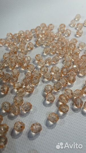 Акриловые бусины для сумок